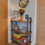 2 Bed In Oc-w449 펜션 휫비